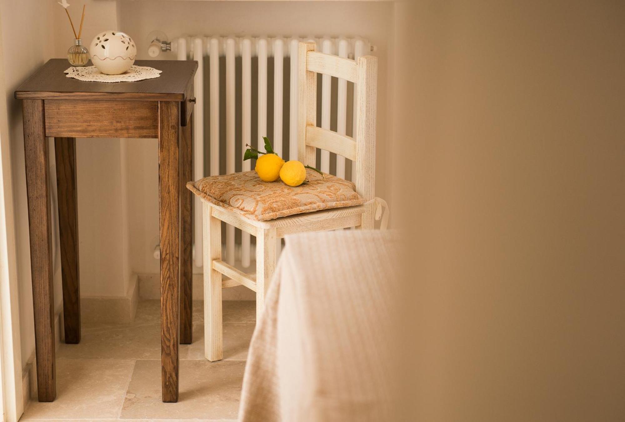Antica Via Roma B&B E Relax มอนตาลบาโน ภายนอก รูปภาพ