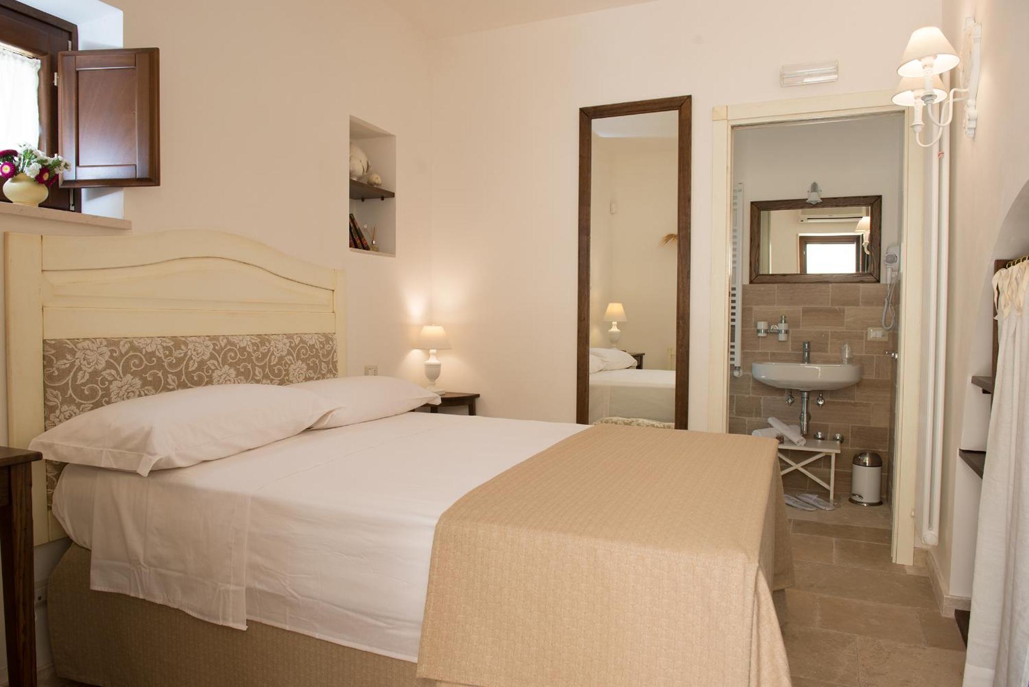 Antica Via Roma B&B E Relax มอนตาลบาโน ภายนอก รูปภาพ