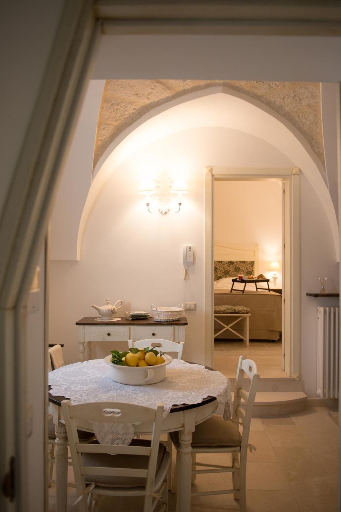 Antica Via Roma B&B E Relax มอนตาลบาโน ภายนอก รูปภาพ